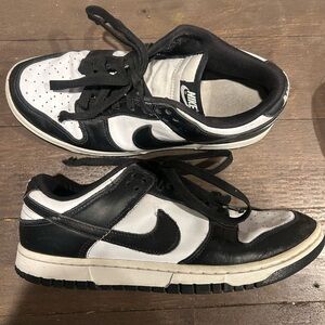 Nike Classic Black and White Low-Tops